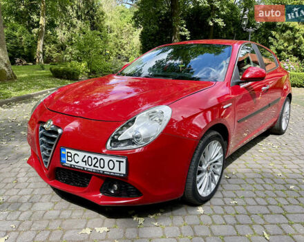 Червоний Альфа Ромео Giulietta, об'ємом двигуна 1.4 л та пробігом 156 тис. км за 8250 $, фото 1 на Automoto.ua