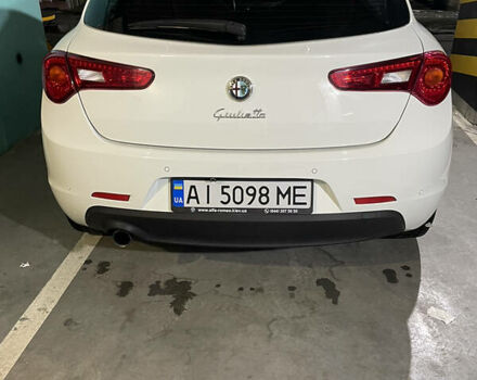 Альфа Ромео Giulietta, об'ємом двигуна 1.4 л та пробігом 56 тис. км за 12000 $, фото 5 на Automoto.ua