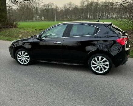 Альфа Ромео Giulietta, об'ємом двигуна 2 л та пробігом 125 тис. км за 10000 $, фото 3 на Automoto.ua