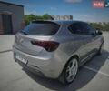 Сірий Альфа Ромео Giulietta, об'ємом двигуна 1.37 л та пробігом 324 тис. км за 5999 $, фото 21 на Automoto.ua