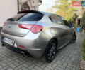 Сірий Альфа Ромео Giulietta, об'ємом двигуна 1.96 л та пробігом 159 тис. км за 7950 $, фото 20 на Automoto.ua