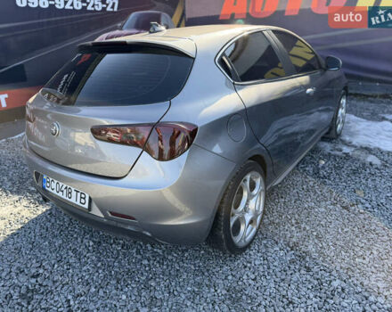 Сірий Альфа Ромео Giulietta, об'ємом двигуна 1.37 л та пробігом 320 тис. км за 8000 $, фото 23 на Automoto.ua