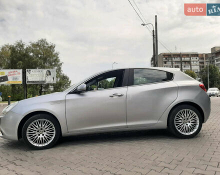 Серый Альфа Ромео Джульетта, объемом двигателя 1.4 л и пробегом 145 тыс. км за 6600 $, фото 5 на Automoto.ua