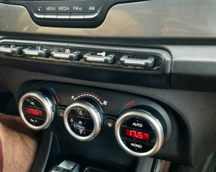 Серый Альфа Ромео Джульетта, объемом двигателя 1.4 л и пробегом 145 тыс. км за 6600 $, фото 7 на Automoto.ua