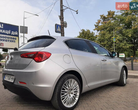 Серый Альфа Ромео Джульетта, объемом двигателя 1.4 л и пробегом 145 тыс. км за 6600 $, фото 3 на Automoto.ua