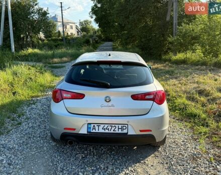 Сірий Альфа Ромео Giulietta, об'ємом двигуна 1.37 л та пробігом 151 тис. км за 6200 $, фото 3 на Automoto.ua