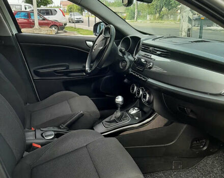 Серый Альфа Ромео Джульетта, объемом двигателя 1.4 л и пробегом 145 тыс. км за 6600 $, фото 9 на Automoto.ua