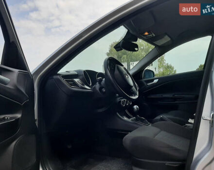 Серый Альфа Ромео Джульетта, объемом двигателя 1.4 л и пробегом 145 тыс. км за 6600 $, фото 11 на Automoto.ua