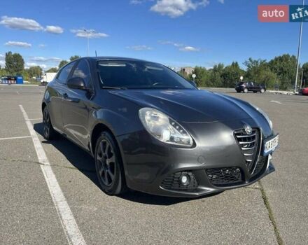 Альфа Ромео Джульетта 2012 в Киеве на Automoto.ua Серый Альфа Ромео Джульетта, объемом двигателя 1.6 л и пробегом 225 тыс. км за 7500 $, фото 4 на Automoto.ua