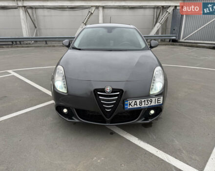 Сірий Альфа Ромео Giulietta, об'ємом двигуна 1.6 л та пробігом 232 тис. км за 7300 $, фото 18 на Automoto.ua