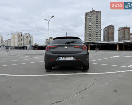 Серый Альфа Ромео Джульетта, объемом двигателя 1.6 л и пробегом 232 тыс. км за 6800 $, фото 14 на Automoto.ua