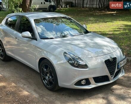 Сірий Альфа Ромео Giulietta, об'ємом двигуна 1.37 л та пробігом 127 тис. км за 8300 $, фото 17 на Automoto.ua