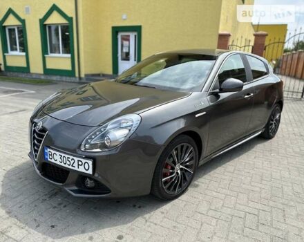 Сірий Альфа Ромео Giulietta, об'ємом двигуна 1.4 л та пробігом 216 тис. км за 11500 $, фото 6 на Automoto.ua