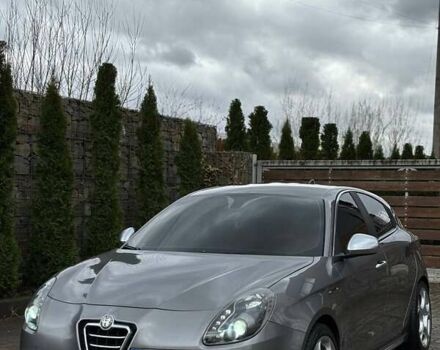 Серый Альфа Ромео Джульетта, объемом двигателя 1.37 л и пробегом 304 тыс. км за 7999 $, фото 1 на Automoto.ua