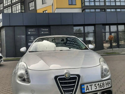 Сірий Альфа Ромео Giulietta, об'ємом двигуна 1.4 л та пробігом 145 тис. км за 6600 $, фото 1 на Automoto.ua