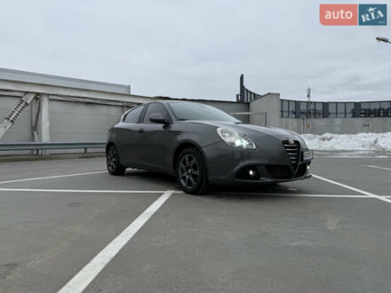 Сірий Альфа Ромео Giulietta, об'ємом двигуна 1.6 л та пробігом 232 тис. км за 7300 $, фото 1 на Automoto.ua
