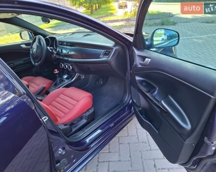 Синій Альфа Ромео Giulietta, об'ємом двигуна 1.75 л та пробігом 157 тис. км за 19000 $, фото 20 на Automoto.ua