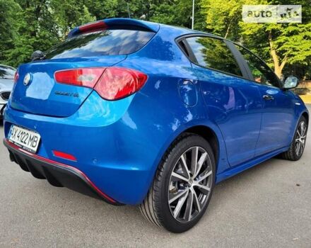 Синій Альфа Ромео Giulietta, об'ємом двигуна 1.4 л та пробігом 11 тис. км за 18700 $, фото 14 на Automoto.ua