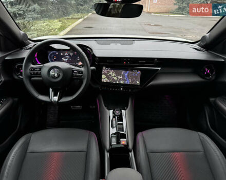 Белый Альфа Ромео Джуниор, объемом двигателя 1.2 л и пробегом 1 тыс. км за 31500 $, фото 22 на Automoto.ua