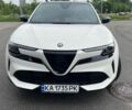 Белый Альфа Ромео Джуниор, объемом двигателя 1.2 л и пробегом 2 тыс. км за 24900 $, фото 1 на Automoto.ua