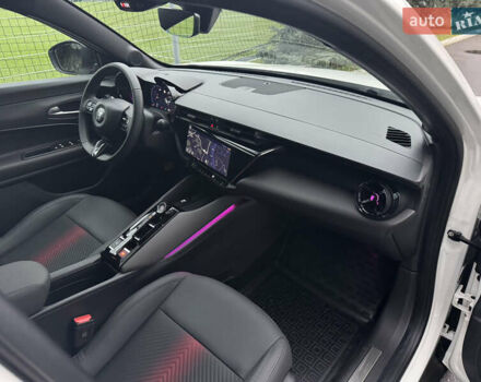 Белый Альфа Ромео Джуниор, объемом двигателя 1.2 л и пробегом 1 тыс. км за 31500 $, фото 30 на Automoto.ua