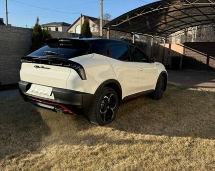 Белый Альфа Ромео Джуниор, объемом двигателя 1.2 л и пробегом 7 тыс. км за 28000 $, фото 5 на Automoto.ua