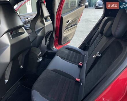 Червоний Альфа Ромео Джуніор, об'ємом двигуна 0 л та пробігом 2 тис. км за 32900 $, фото 67 на Automoto.ua