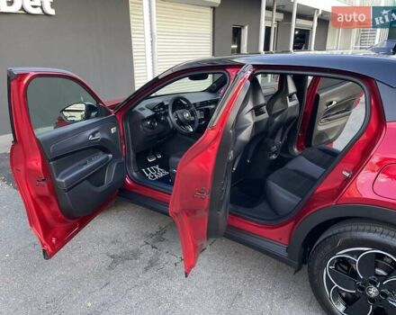 Червоний Альфа Ромео Джуніор, об'ємом двигуна 0 л та пробігом 2 тис. км за 32900 $, фото 43 на Automoto.ua