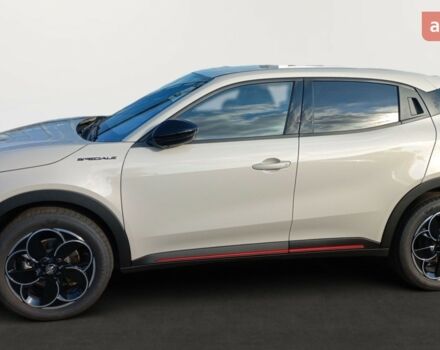 Альфа Ромео Джуніор, об'ємом двигуна 1.2 л та пробігом 0 тис. км за 28834 $, фото 1 на Automoto.ua