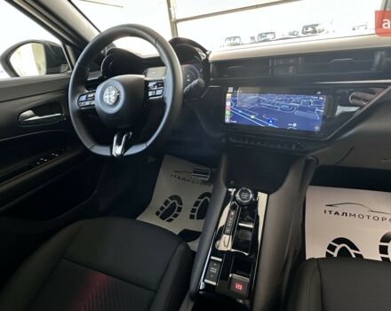 Альфа Ромео Джуніор, об'ємом двигуна 1.2 л та пробігом 0 тис. км за 29437 $, фото 18 на Automoto.ua