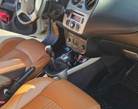 Белый Альфа Ромео Мито, объемом двигателя 1.25 л и пробегом 239 тыс. км за 6900 $, фото 13 на Automoto.ua