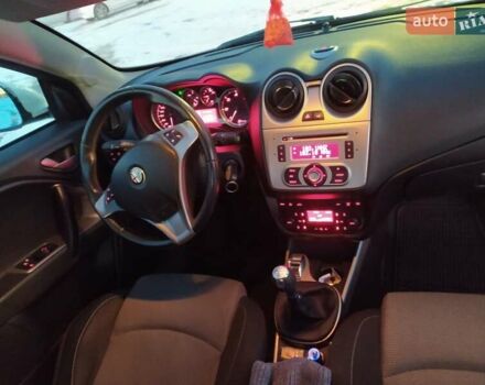 Білий Альфа Ромео Mito, об'ємом двигуна 1.3 л та пробігом 195 тис. км за 6000 $, фото 27 на Automoto.ua