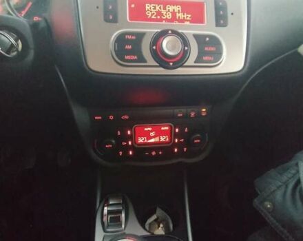 Білий Альфа Ромео Mito, об'ємом двигуна 1.3 л та пробігом 195 тис. км за 6000 $, фото 29 на Automoto.ua