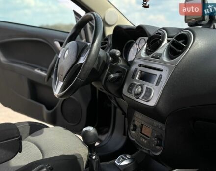 Черный Альфа Ромео Мито, объемом двигателя 1.25 л и пробегом 262 тыс. км за 5250 $, фото 21 на Automoto.ua