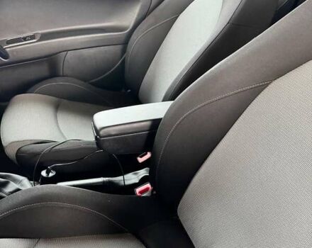 Фіолетовий Альфа Ромео Mito, об'ємом двигуна 1.4 л та пробігом 151 тис. км за 4500 $, фото 6 на Automoto.ua