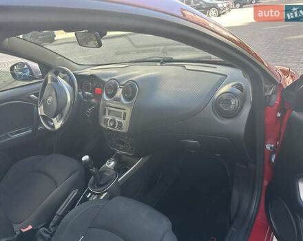 Червоний Альфа Ромео Mito, об'ємом двигуна 1.37 л та пробігом 115 тис. км за 5450 $, фото 36 на Automoto.ua