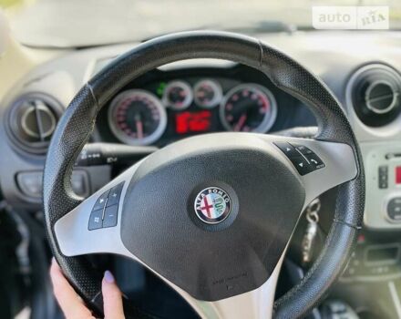 Сірий Альфа Ромео Mito, об'ємом двигуна 1.36 л та пробігом 84 тис. км за 7600 $, фото 19 на Automoto.ua
