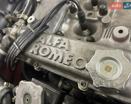 Красный Альфа Ромео Спайдер, объемом двигателя 1.6 л и пробегом 8 тыс. км за 29151 $, фото 23 на Automoto.ua