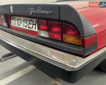 Красный Альфа Ромео Спайдер, объемом двигателя 1.6 л и пробегом 8 тыс. км за 29151 $, фото 5 на Automoto.ua