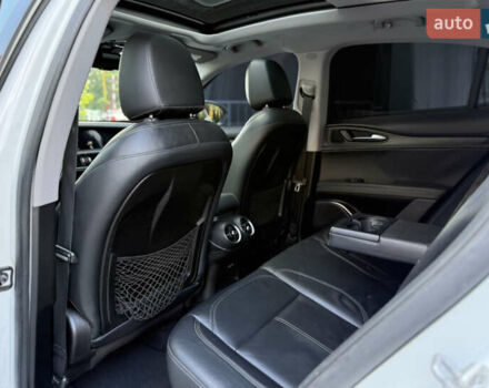 Білий Альфа Ромео Стелвіо, об'ємом двигуна 2 л та пробігом 111 тис. км за 14500 $, фото 34 на Automoto.ua