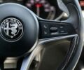 Білий Альфа Ромео Стелвіо, об'ємом двигуна 2 л та пробігом 142 тис. км за 18300 $, фото 12 на Automoto.ua