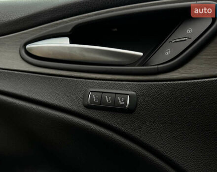 Білий Альфа Ромео Стелвіо, об'ємом двигуна 2 л та пробігом 112 тис. км за 16500 $, фото 20 на Automoto.ua