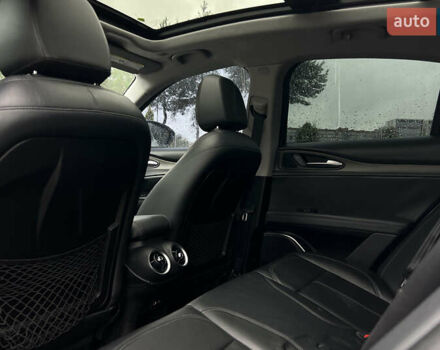 Білий Альфа Ромео Стелвіо, об'ємом двигуна 2 л та пробігом 112 тис. км за 16500 $, фото 25 на Automoto.ua