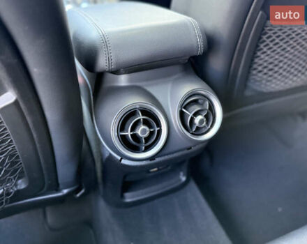 Білий Альфа Ромео Стелвіо, об'ємом двигуна 2 л та пробігом 111 тис. км за 14500 $, фото 35 на Automoto.ua