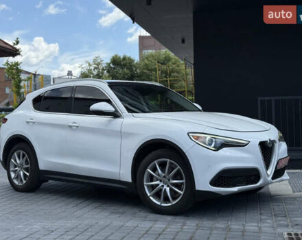 Білий Альфа Ромео Стелвіо, об'ємом двигуна 2 л та пробігом 111 тис. км за 14500 $, фото 9 на Automoto.ua
