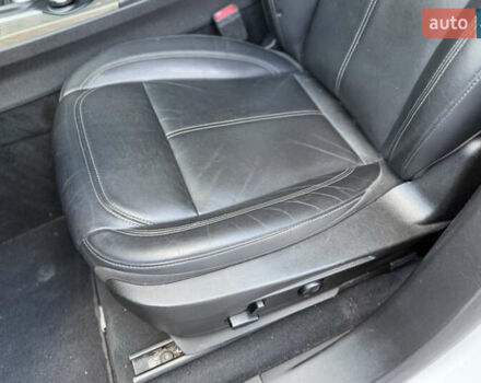 Білий Альфа Ромео Стелвіо, об'ємом двигуна 2 л та пробігом 111 тис. км за 14500 $, фото 21 на Automoto.ua