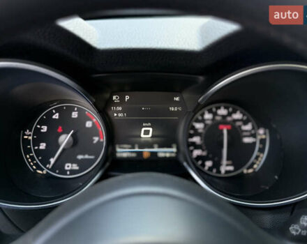 Білий Альфа Ромео Стелвіо, об'ємом двигуна 2 л та пробігом 111 тис. км за 14500 $, фото 25 на Automoto.ua