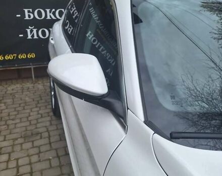 Білий Альфа Ромео Стелвіо, об'ємом двигуна 2 л та пробігом 92 тис. км за 27200 $, фото 5 на Automoto.ua