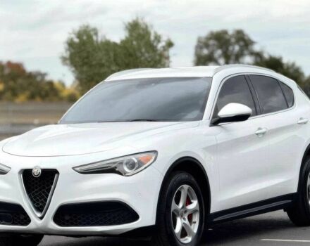 Білий Альфа Ромео Стелвіо, об'ємом двигуна 2 л та пробігом 34 тис. км за 10600 $, фото 1 на Automoto.ua
