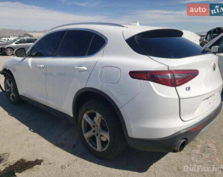 Белый Альфа Ромео Стелвио, объемом двигателя 2 л и пробегом 115 тыс. км за 13500 $, фото 1 на Automoto.ua